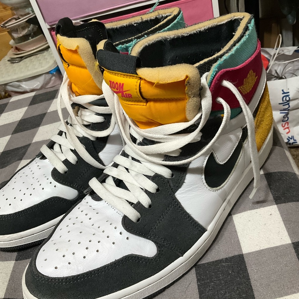 Air Jordan 1 - Picture 5 of 7